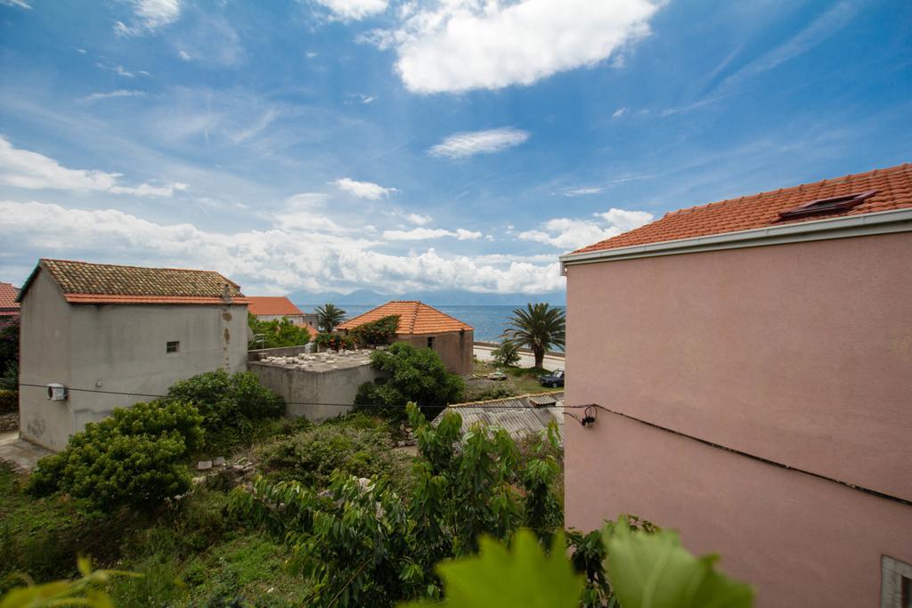 Apartments Bartul Сучурай Экстерьер фото